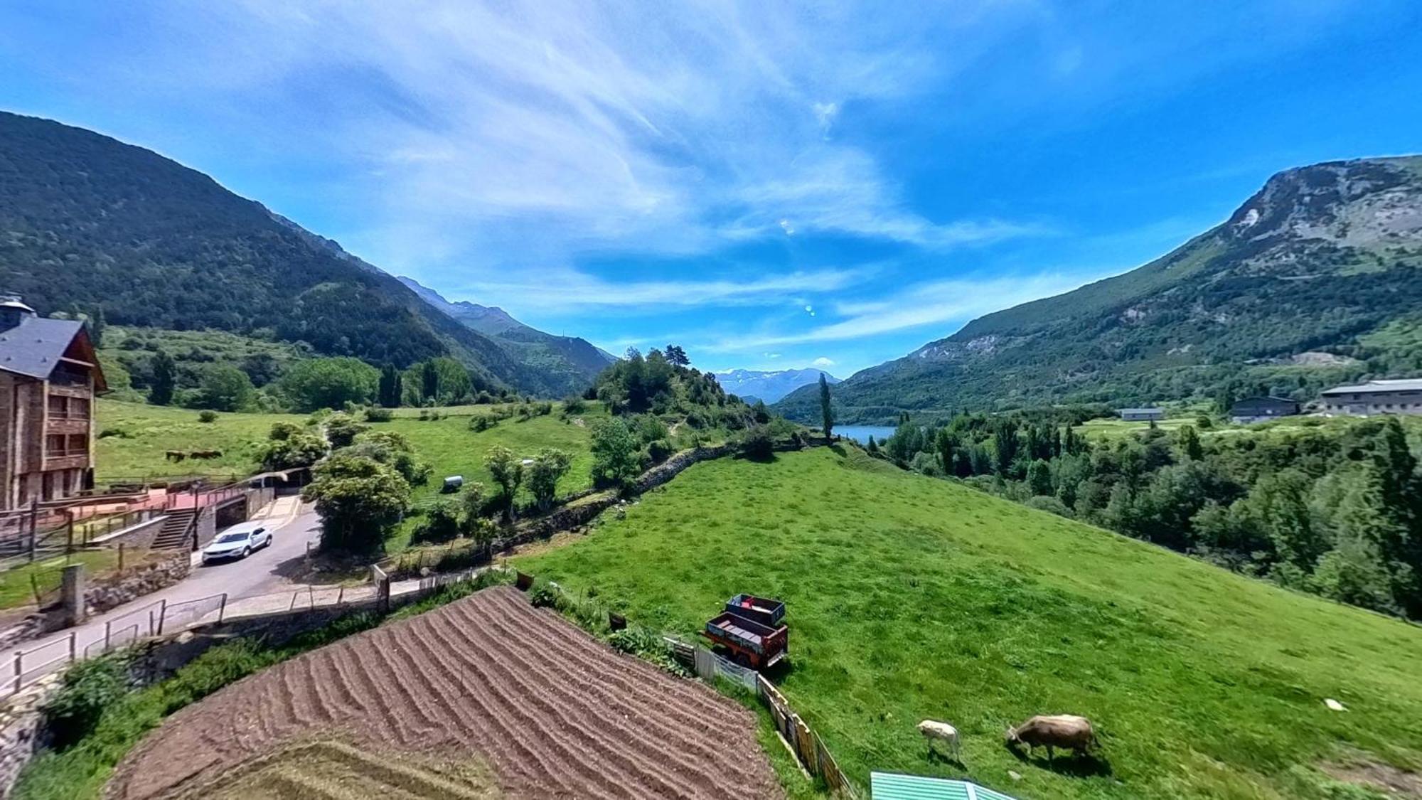 Hadar Deluxe - Tucasaenlospirineos Escarrilla Exteriér fotografie