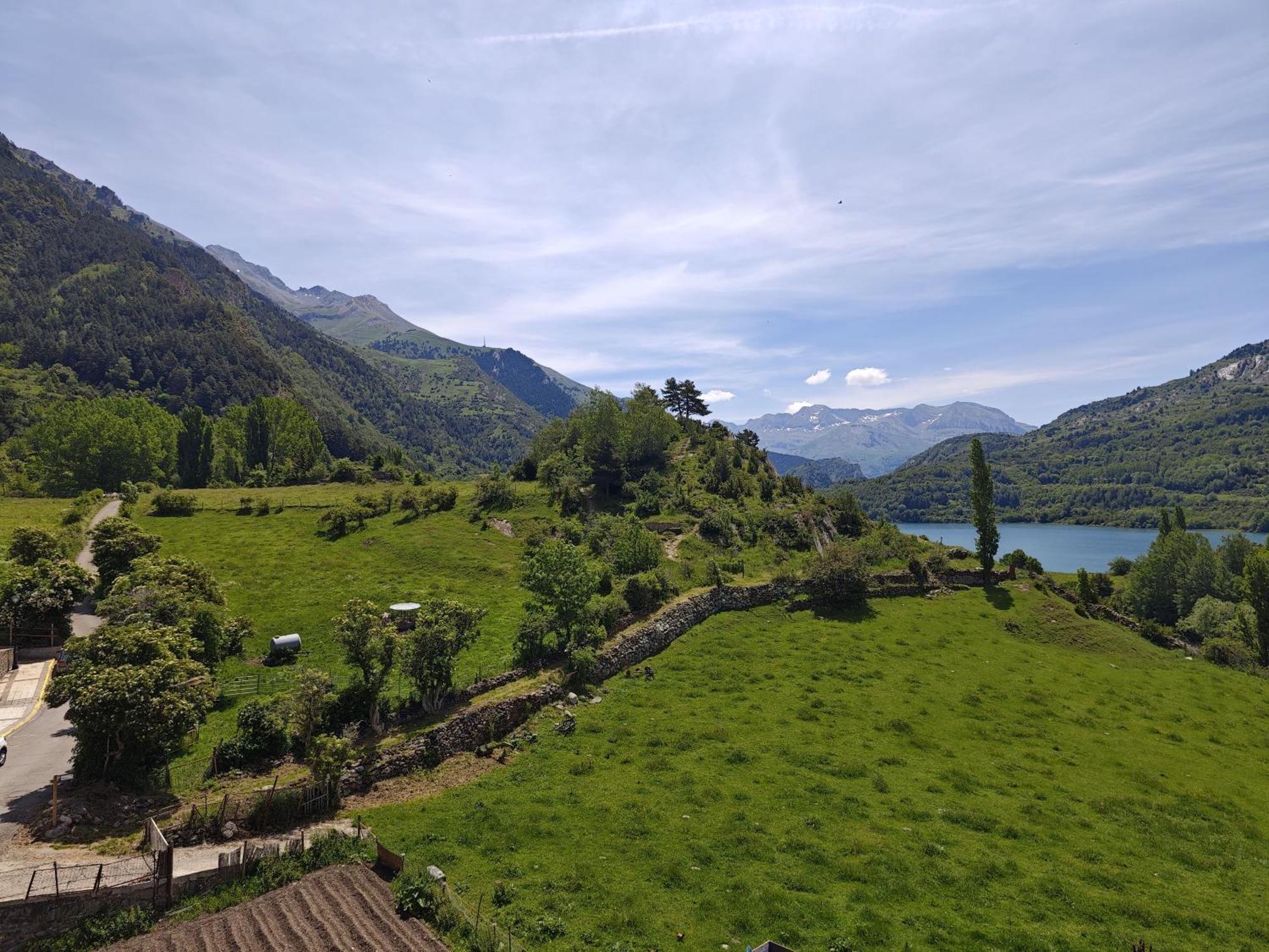 Hadar Deluxe - Tucasaenlospirineos Escarrilla Exteriér fotografie